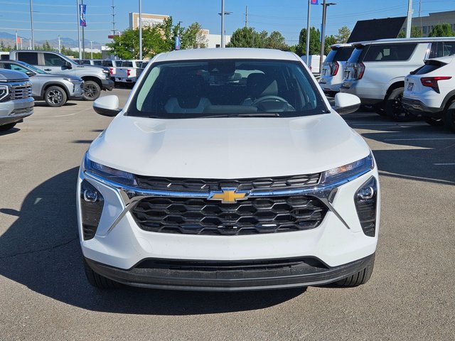 Vehicle image 2 of 25
