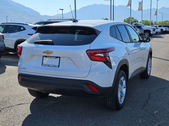 Vehicle image 5 of 25