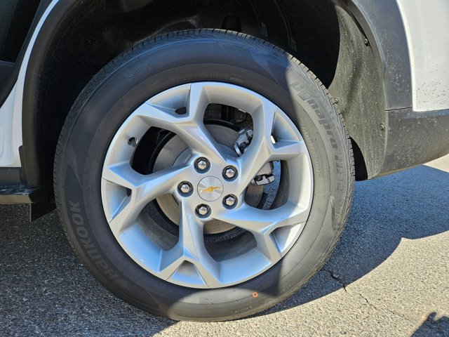 Vehicle image 9 of 25