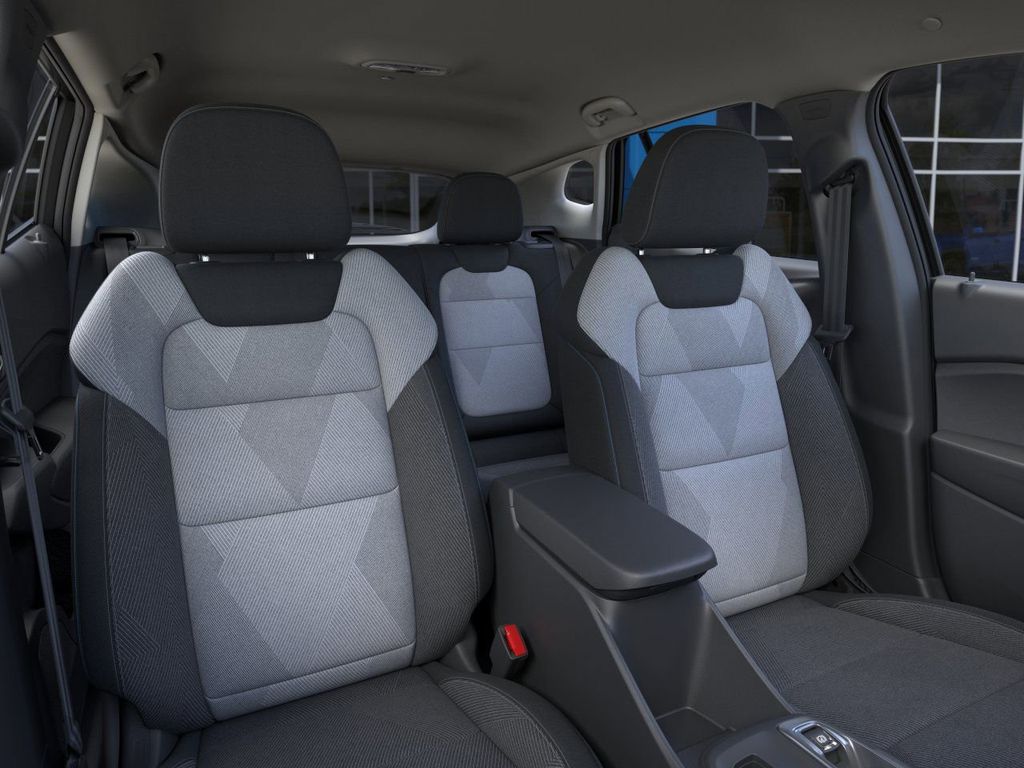 Vehicle image 16 of 24
