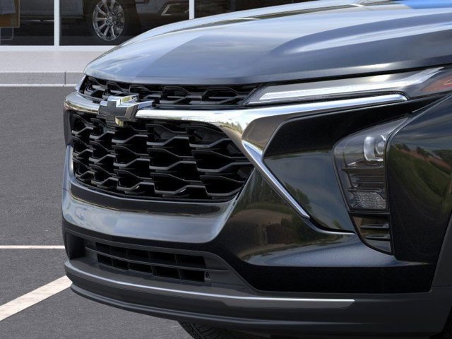 Vehicle image 13 of 24