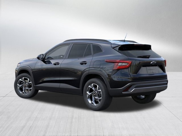 Vehicle image 8 of 24