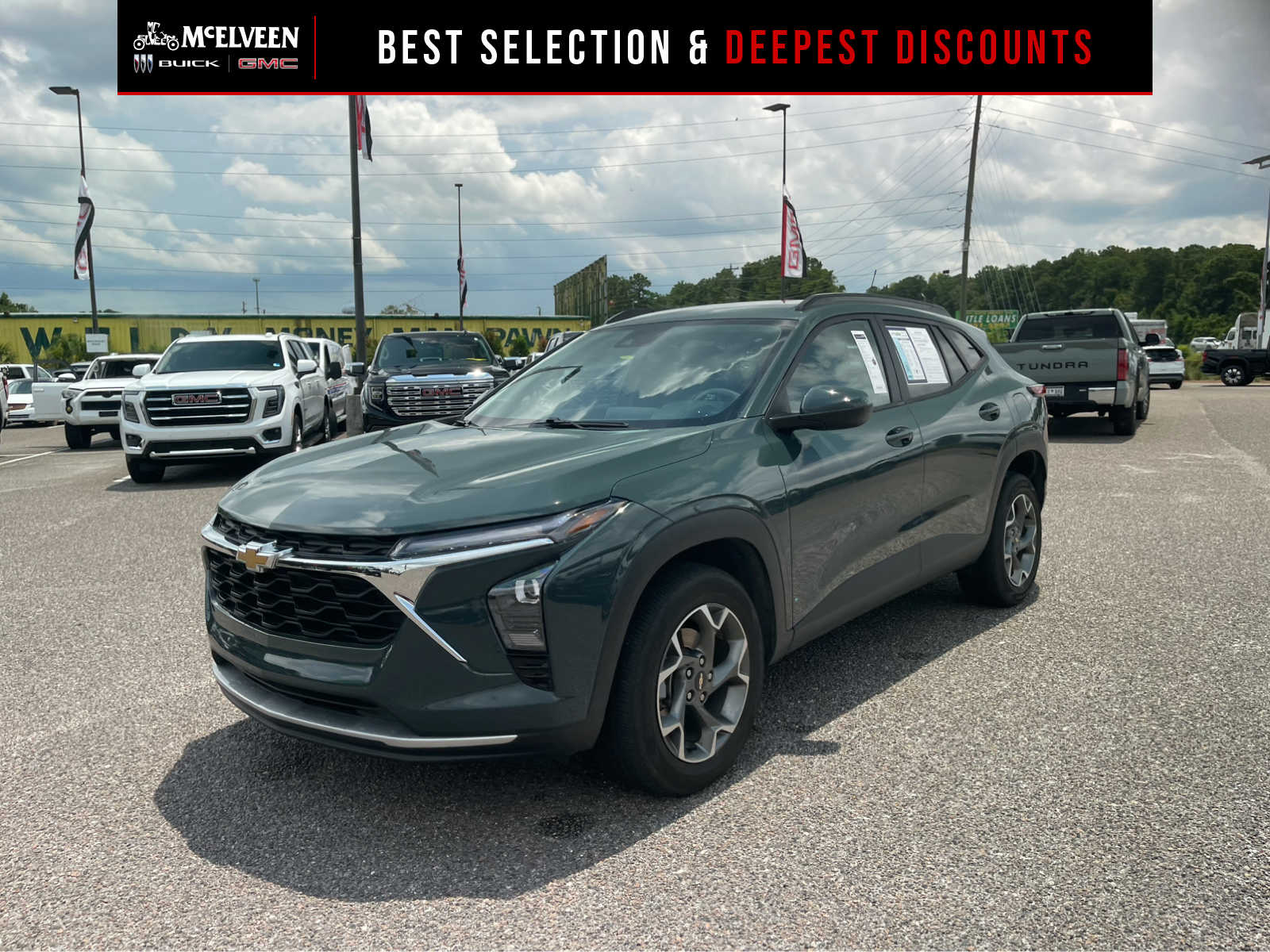 2025 Chevrolet Trax LT Image 1 of 26