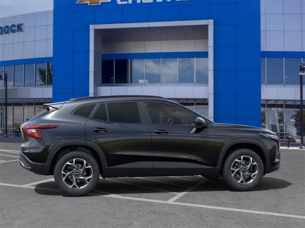Vehicle image 13 of 64
