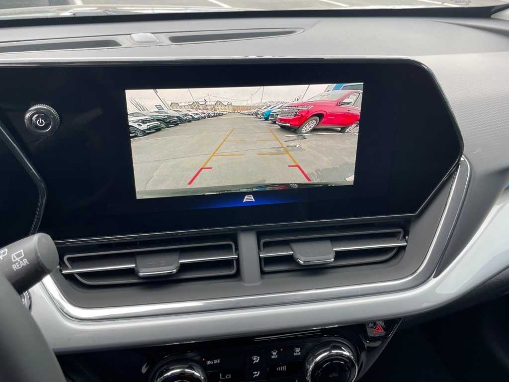 Vehicle image 43 of 64