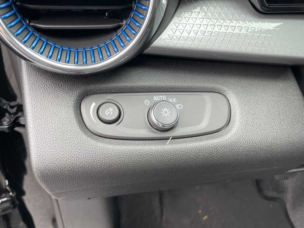 Vehicle image 35 of 64