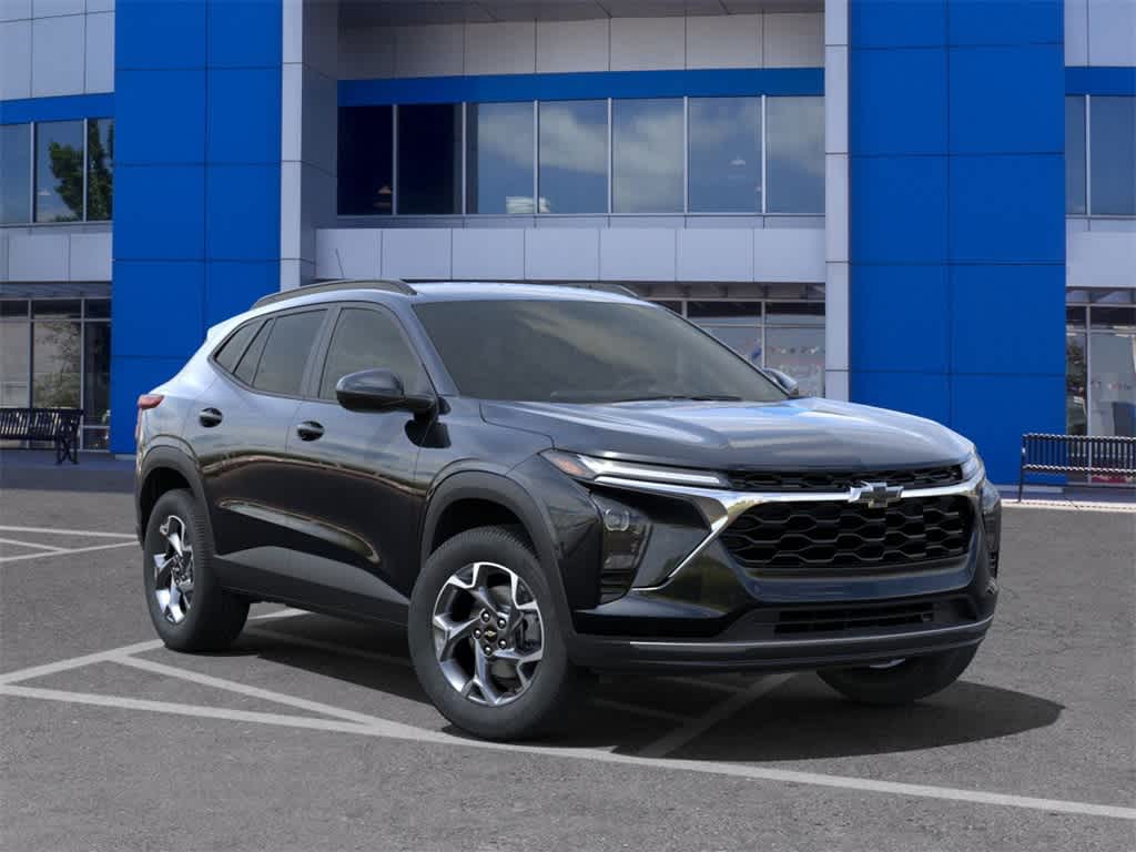 Vehicle image 11 of 64