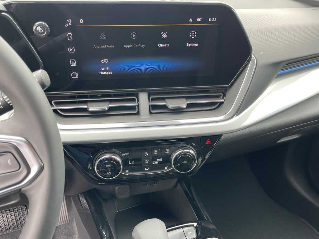 Vehicle image 39 of 64