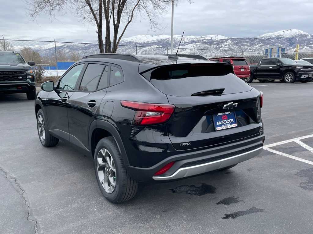 Vehicle image 19 of 64