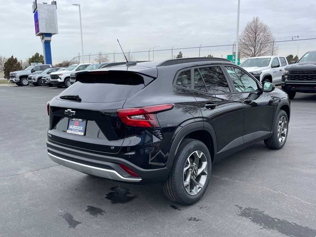 Vehicle image 14 of 64