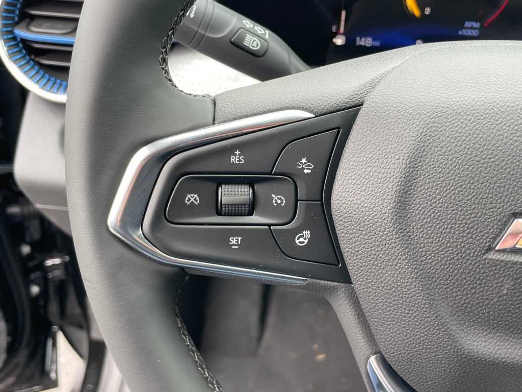 Vehicle image 36 of 64