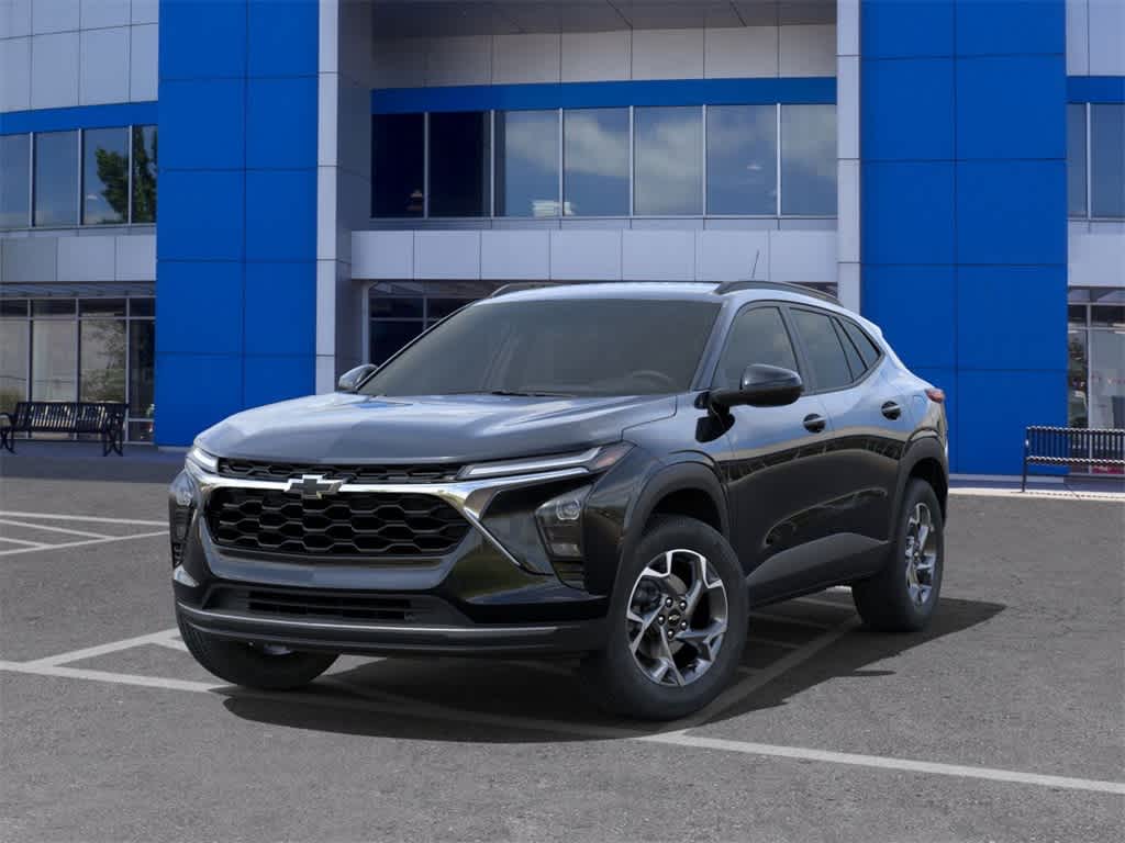 Vehicle image 4 of 64