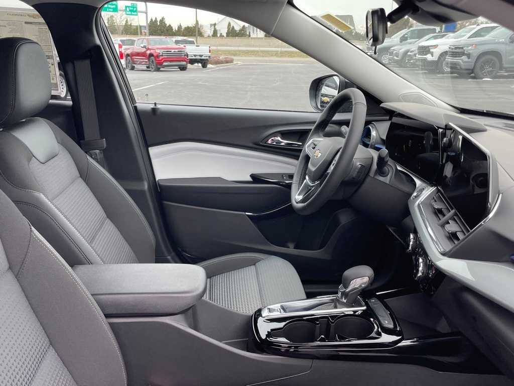 Vehicle image 45 of 64
