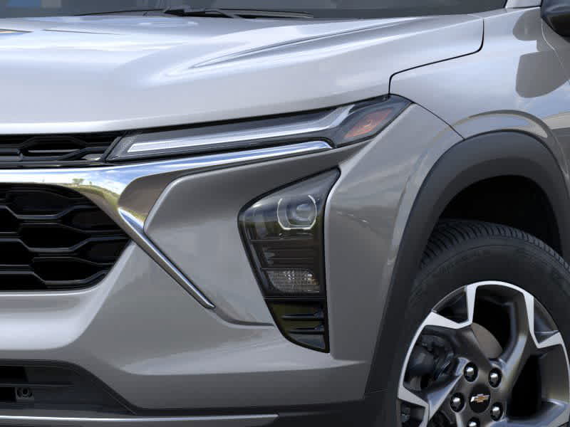 Vehicle image 18 of 24