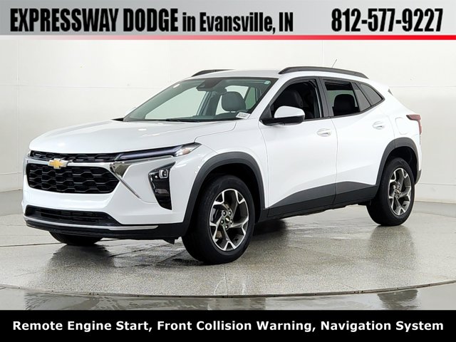 2025 Chevrolet Trax LT Image 1 of 45