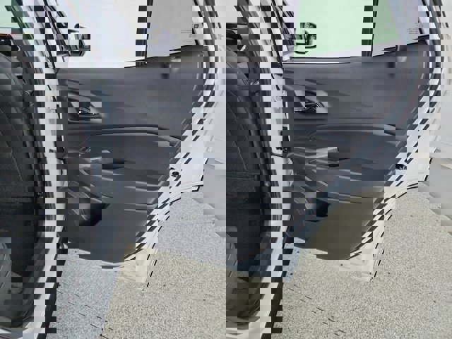 2025 Chevrolet Trax LT Image 43 of 45