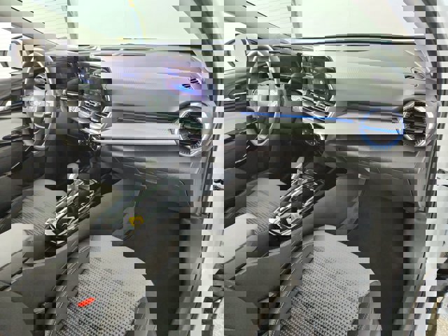 2025 Chevrolet Trax LT Image 23 of 45