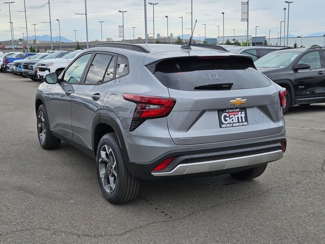 Vehicle image 7 of 25