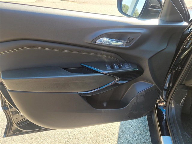 2025 Chevrolet Trax LT Image 11 of 15