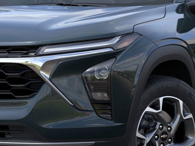 Vehicle image 11 of 25