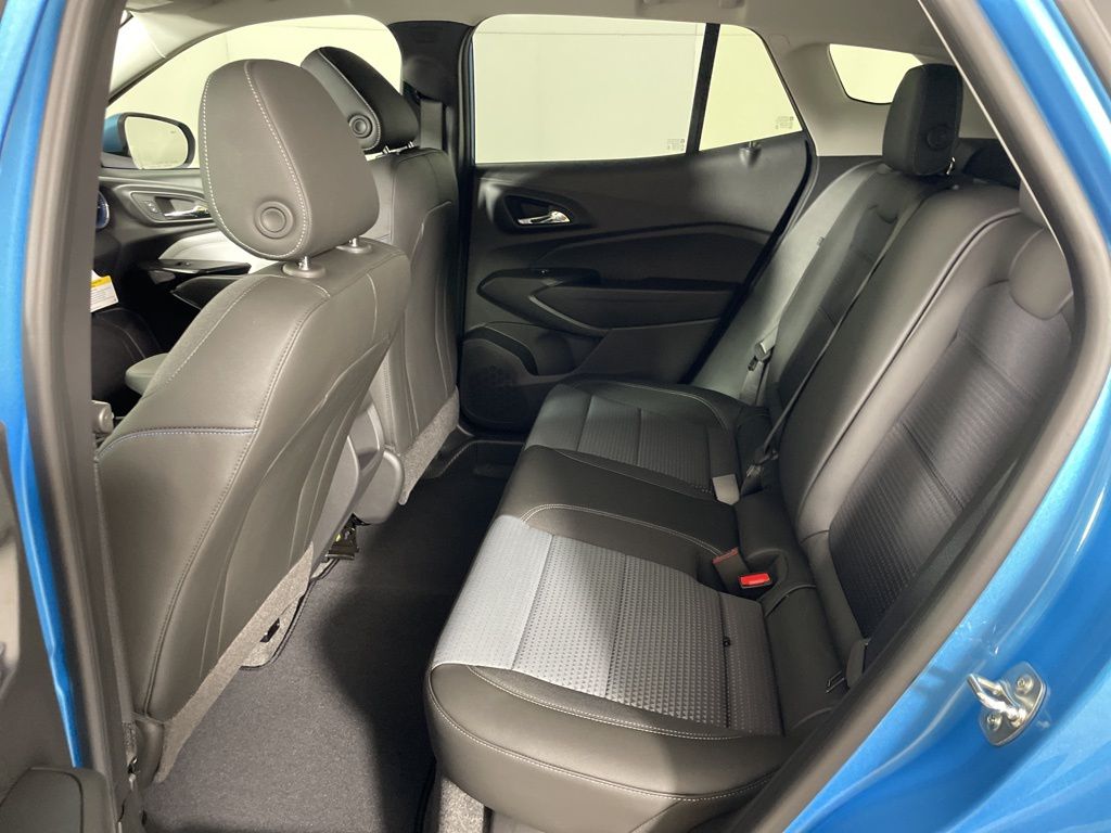 Vehicle image 44 of 52