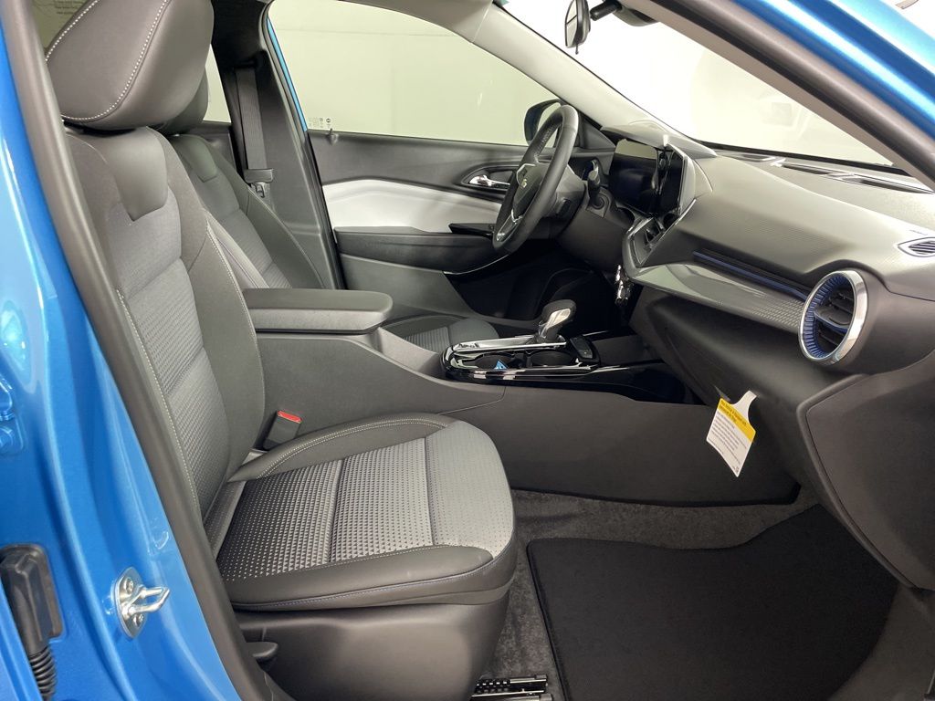 Vehicle image 49 of 52