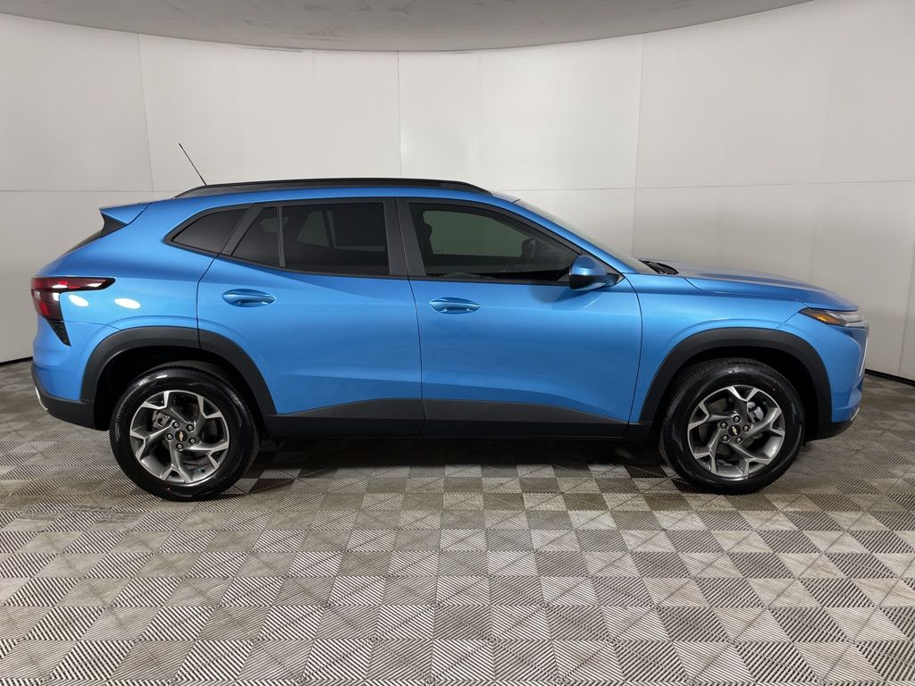 Vehicle image 6 of 52