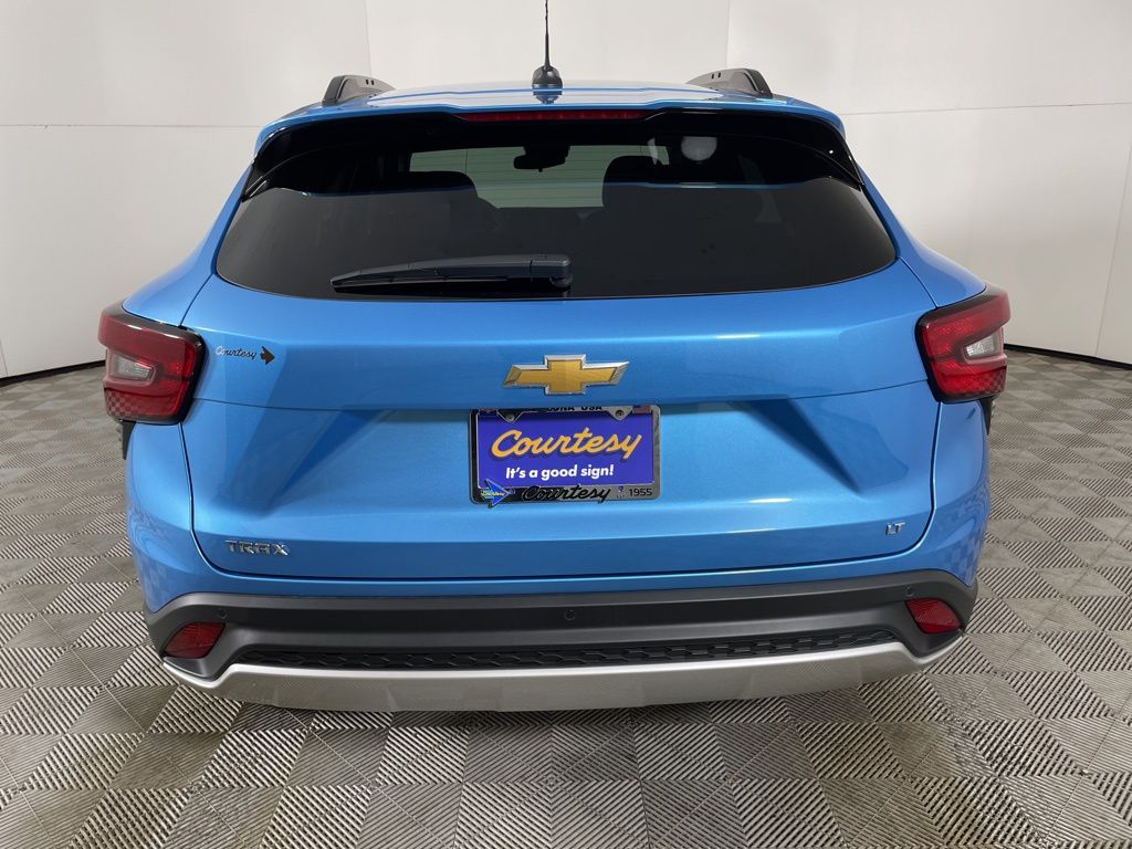 Vehicle image 11 of 52
