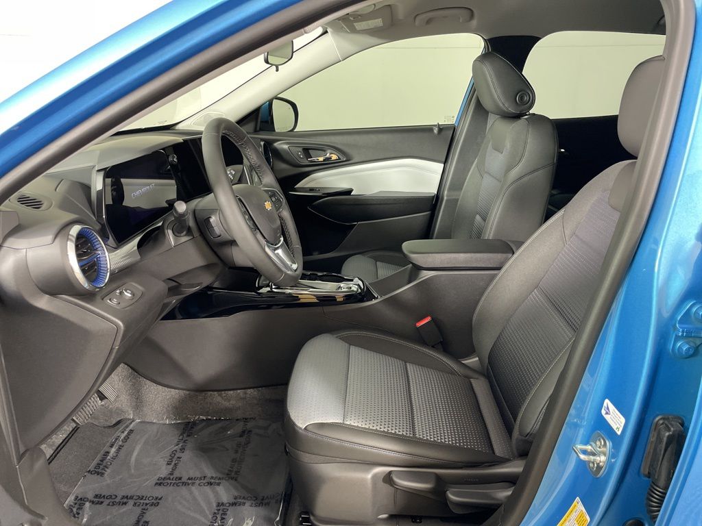 Vehicle image 22 of 52