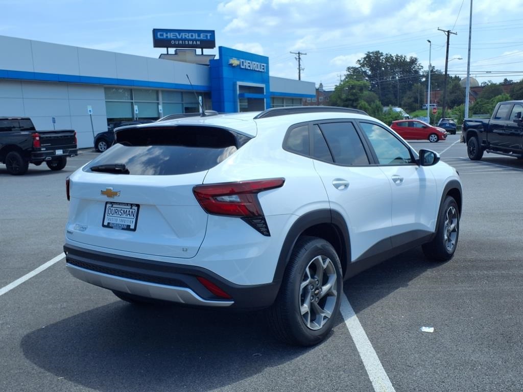 Vehicle image 3 of 16