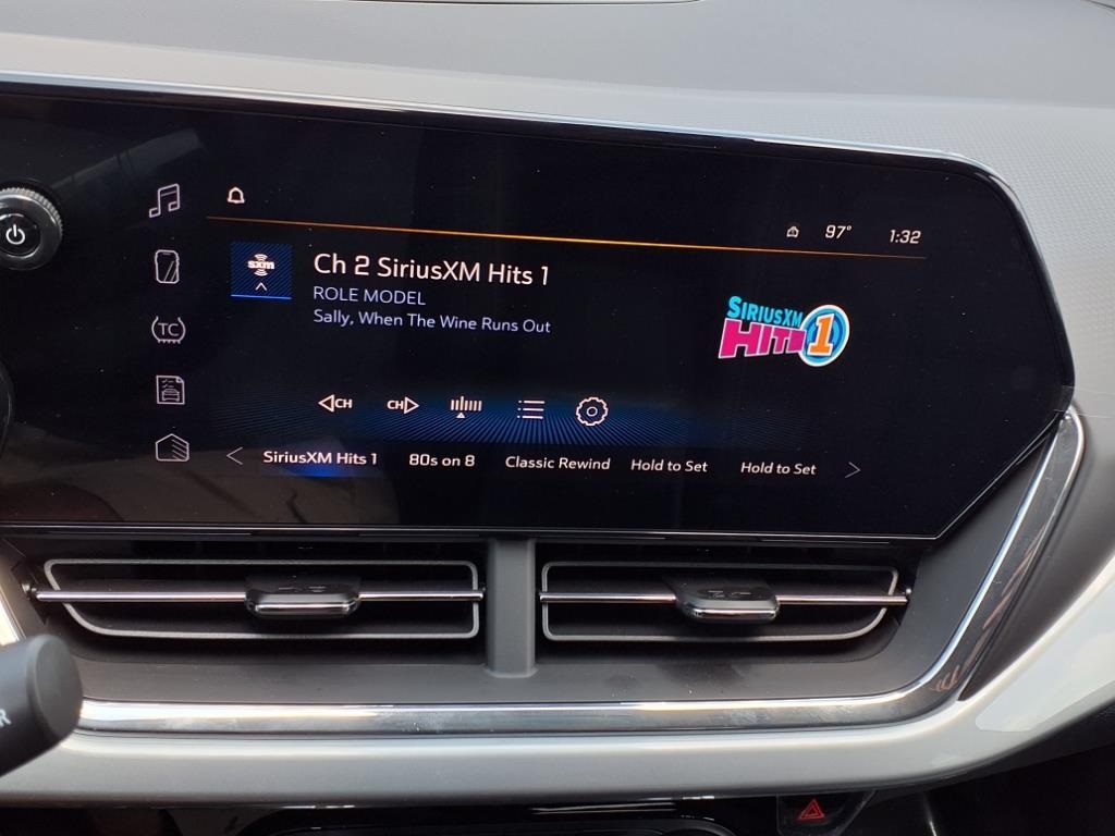 Vehicle image 12 of 16