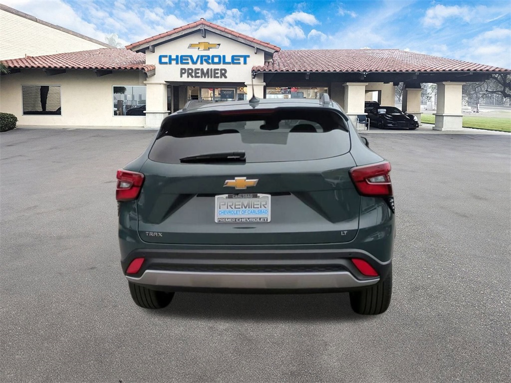 Vehicle image 31 of 33