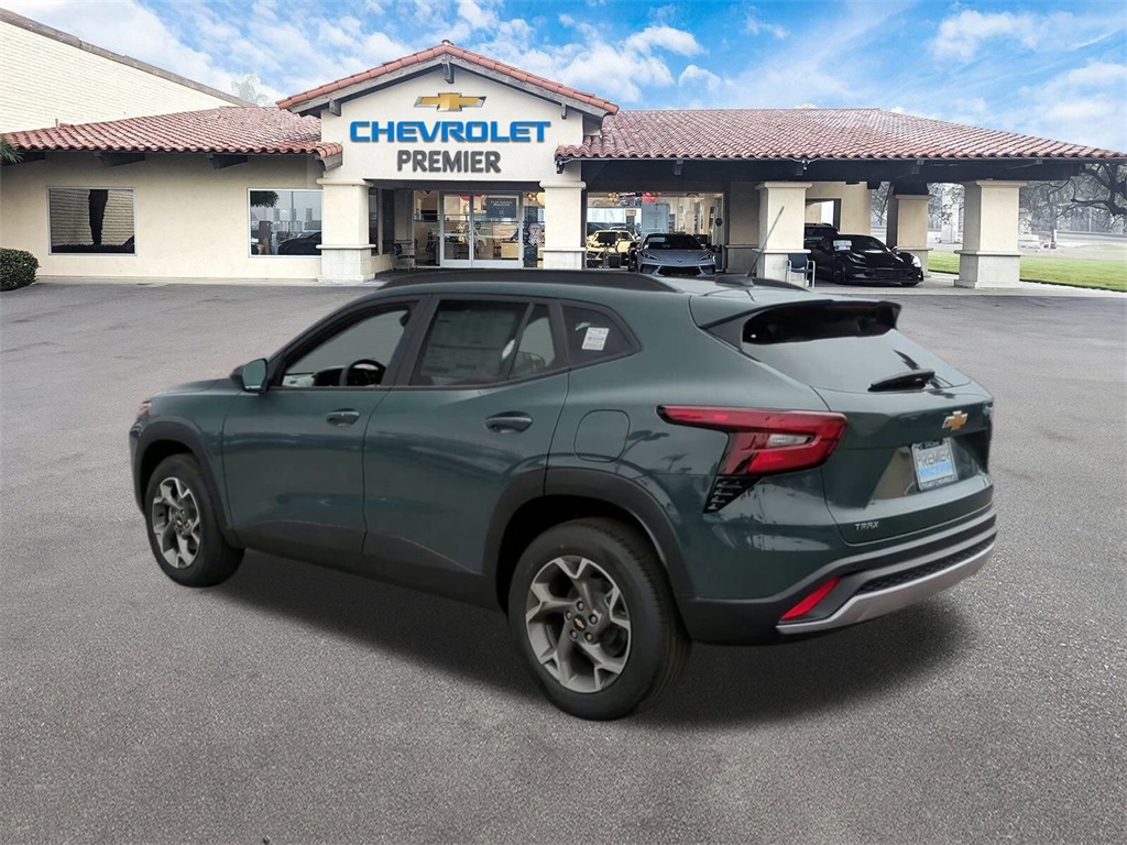 Vehicle image 7 of 33