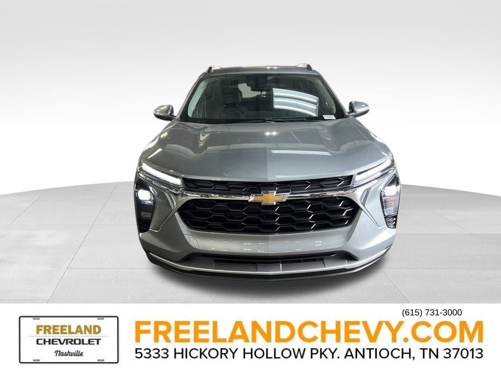 Vehicle image 2 of 21