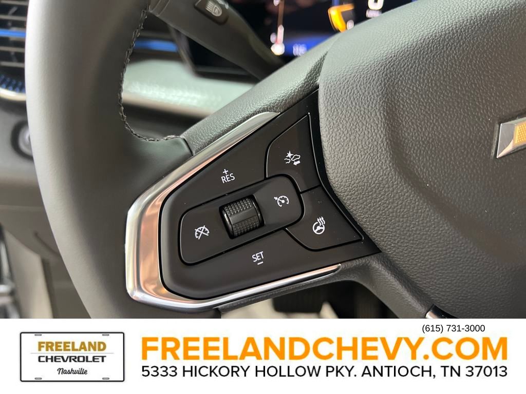 Vehicle image 11 of 21