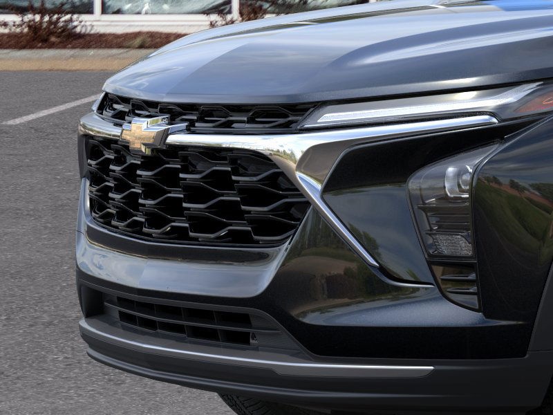 Vehicle image 17 of 24