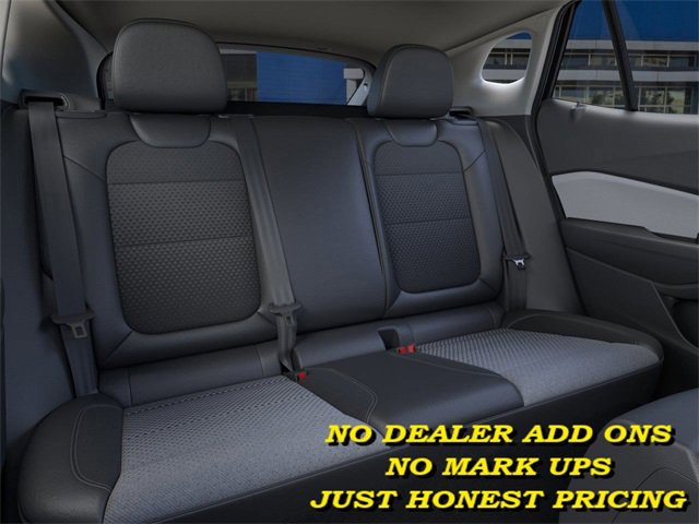 Vehicle image 17 of 24