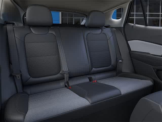 Vehicle image 17 of 24