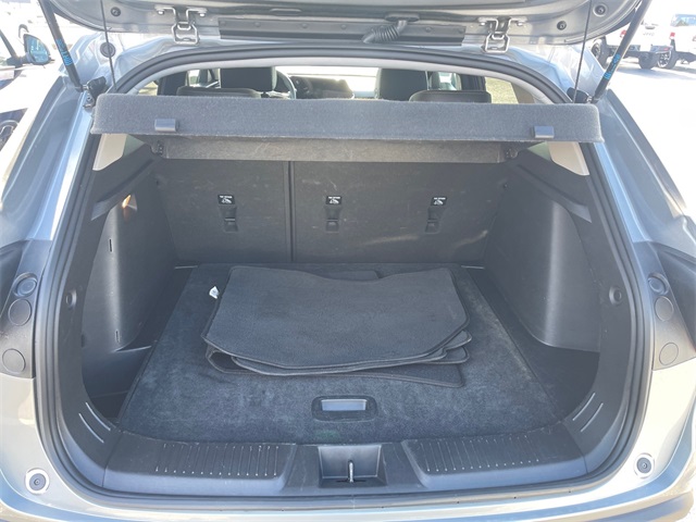 2025 Chevrolet Trax LT Image 6 of 21