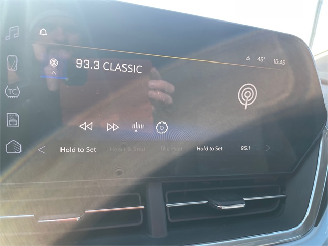 2025 Chevrolet Trax LT Image 15 of 21