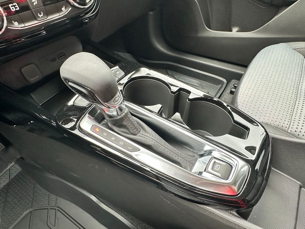 Vehicle image 14 of 23