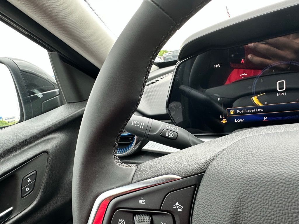 Vehicle image 20 of 23