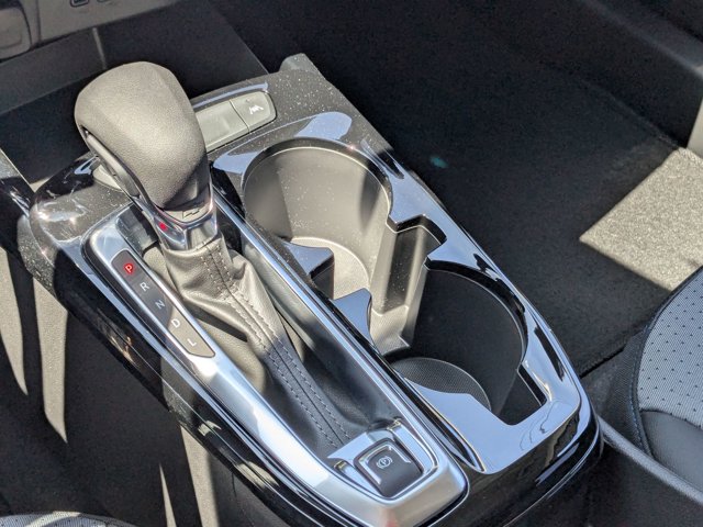 Vehicle image 15 of 20