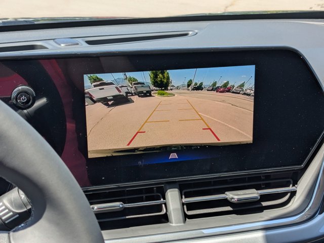 Vehicle image 14 of 20
