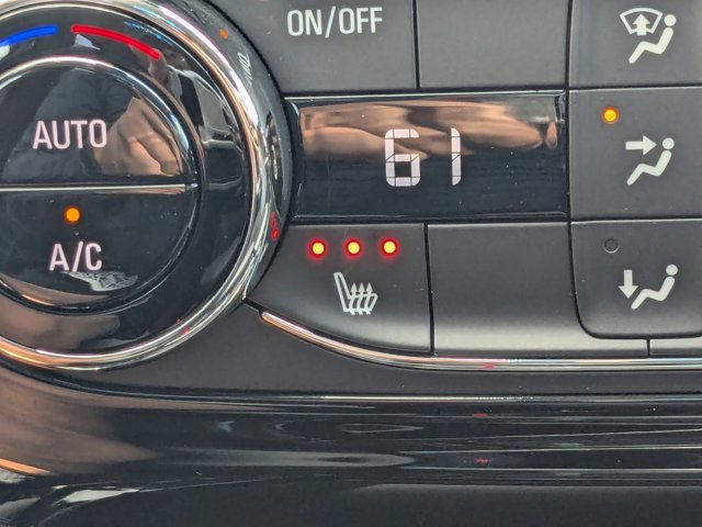 Vehicle image 18 of 36