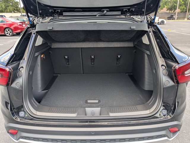 Vehicle image 10 of 36