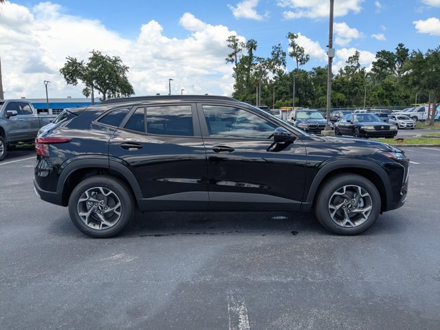 Vehicle image 5 of 36