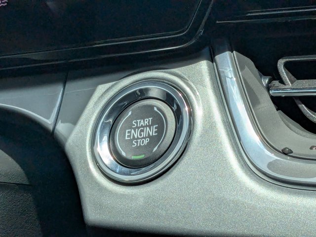 Vehicle image 23 of 36