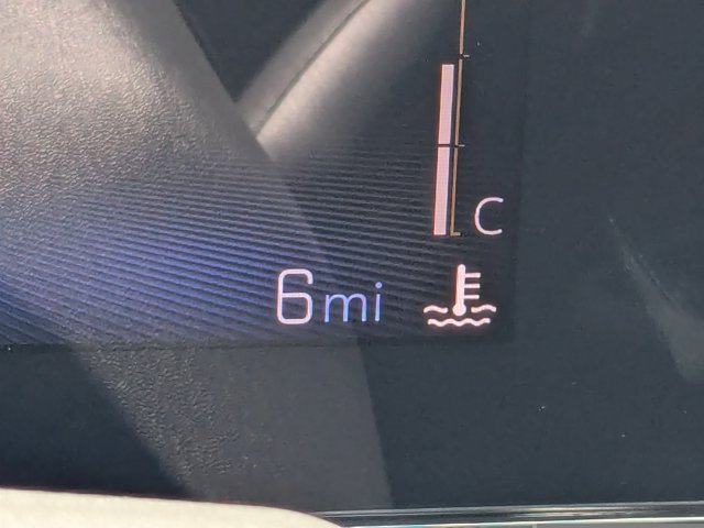Vehicle image 26 of 36