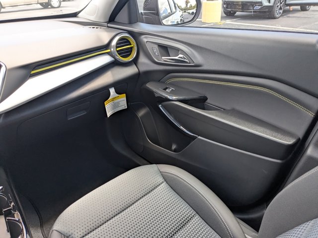 Vehicle image 15 of 36